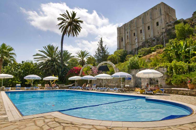 Bellapais Gardens Hotel - Girne, Kıbrıs
